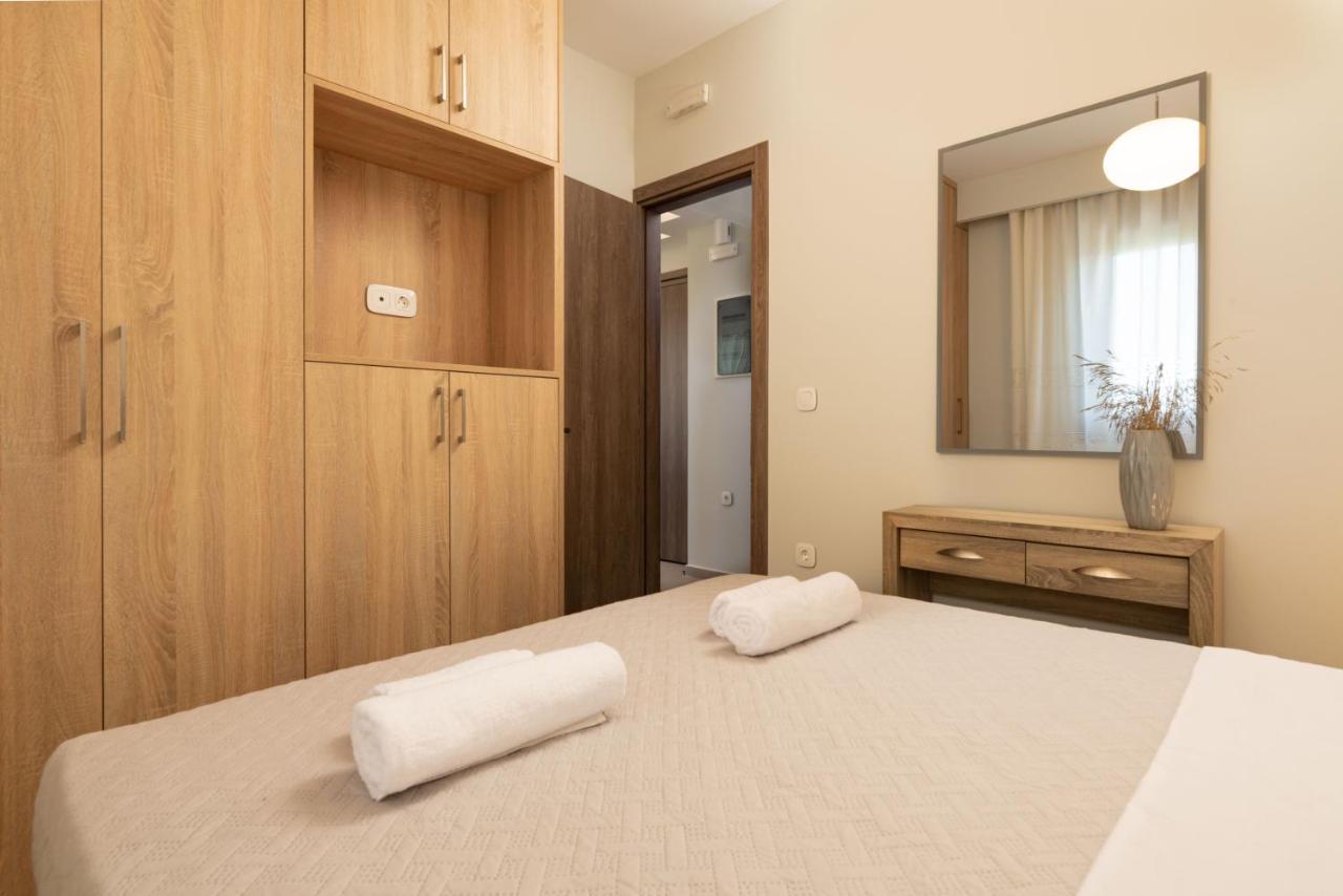 Tsatos Luxury Residence Kremastí Exteriör bild