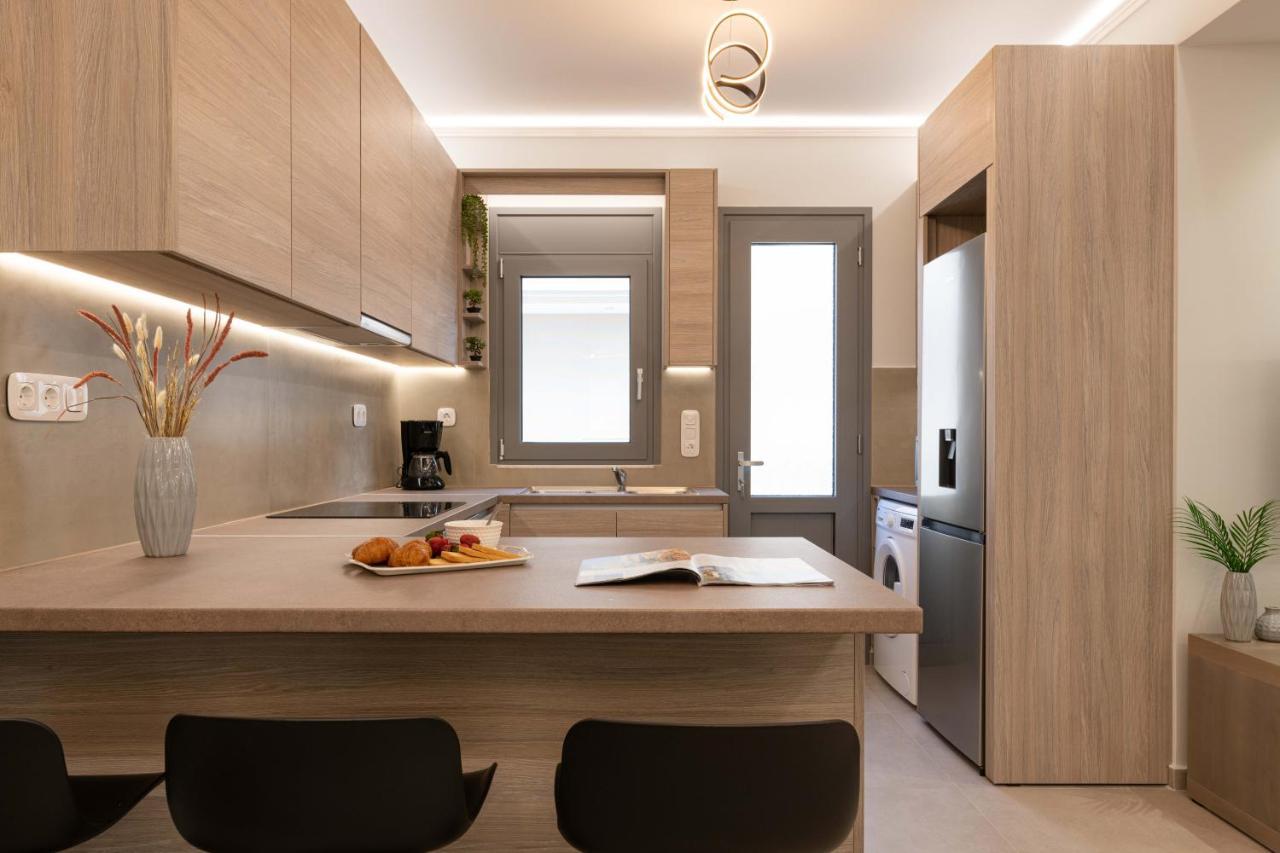 Tsatos Luxury Residence Kremastí Exteriör bild